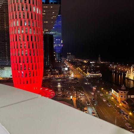 Gq Apartments On First Line Батуми Экстерьер фото