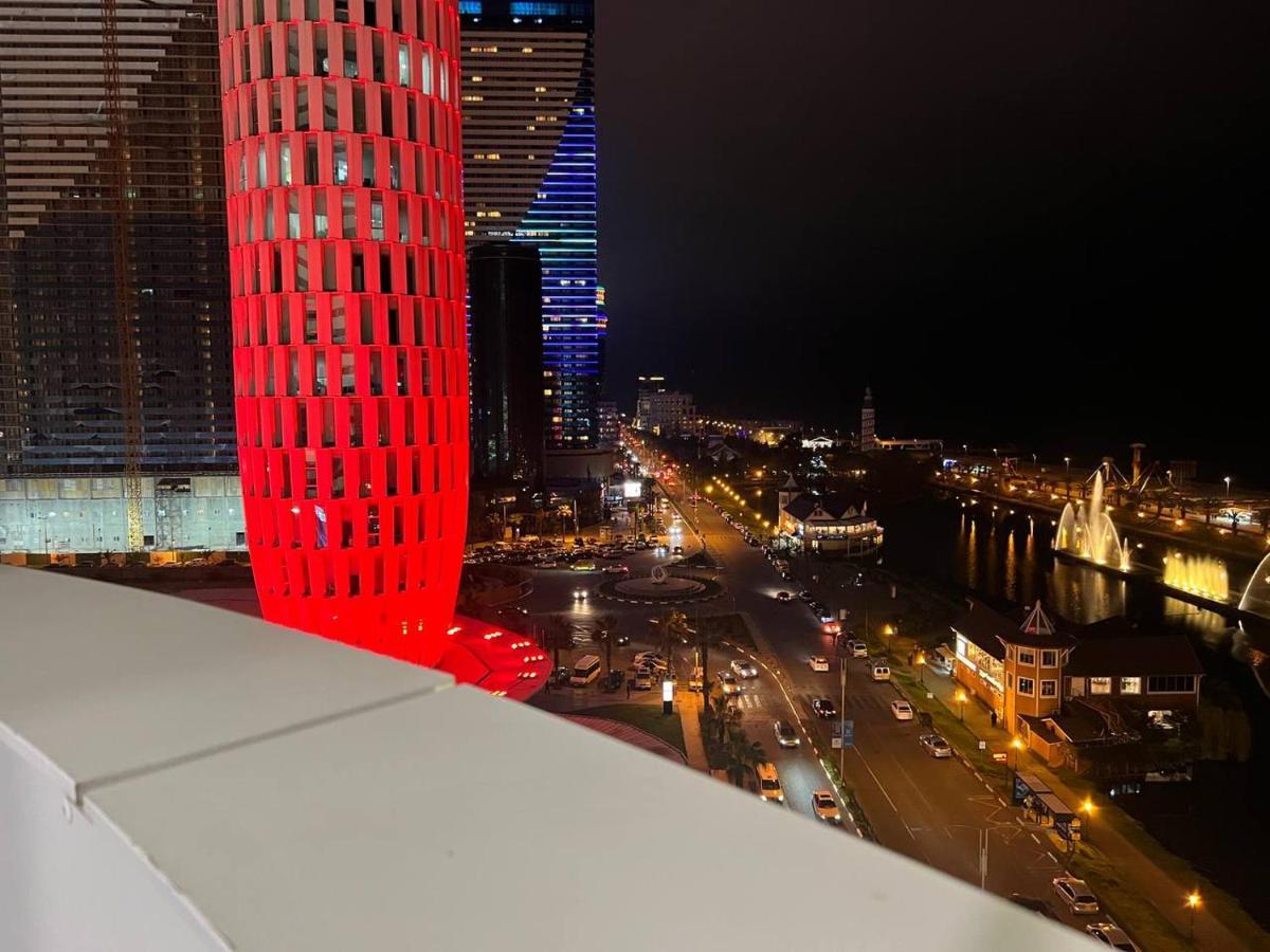 Gq Apartments On First Line Батуми Экстерьер фото